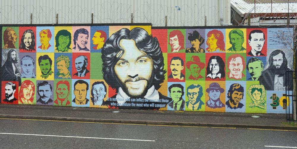 Mural on the International Wall Belfast